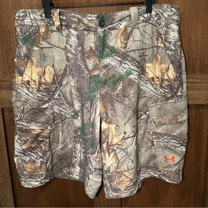 Under Armour Men's Cargo Shorts - Camouflage Realtree Xtra